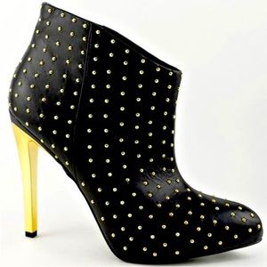 Boutique 9 Black Stud Ankle Booties
